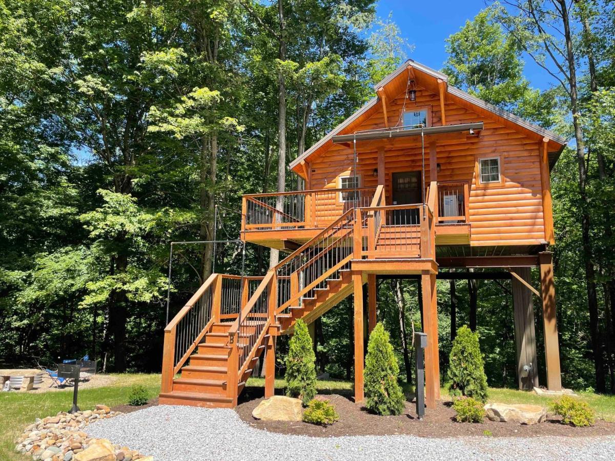 Cricket Hill Treehouse B By Amish Country Lodging Millersburg Bagian luar foto